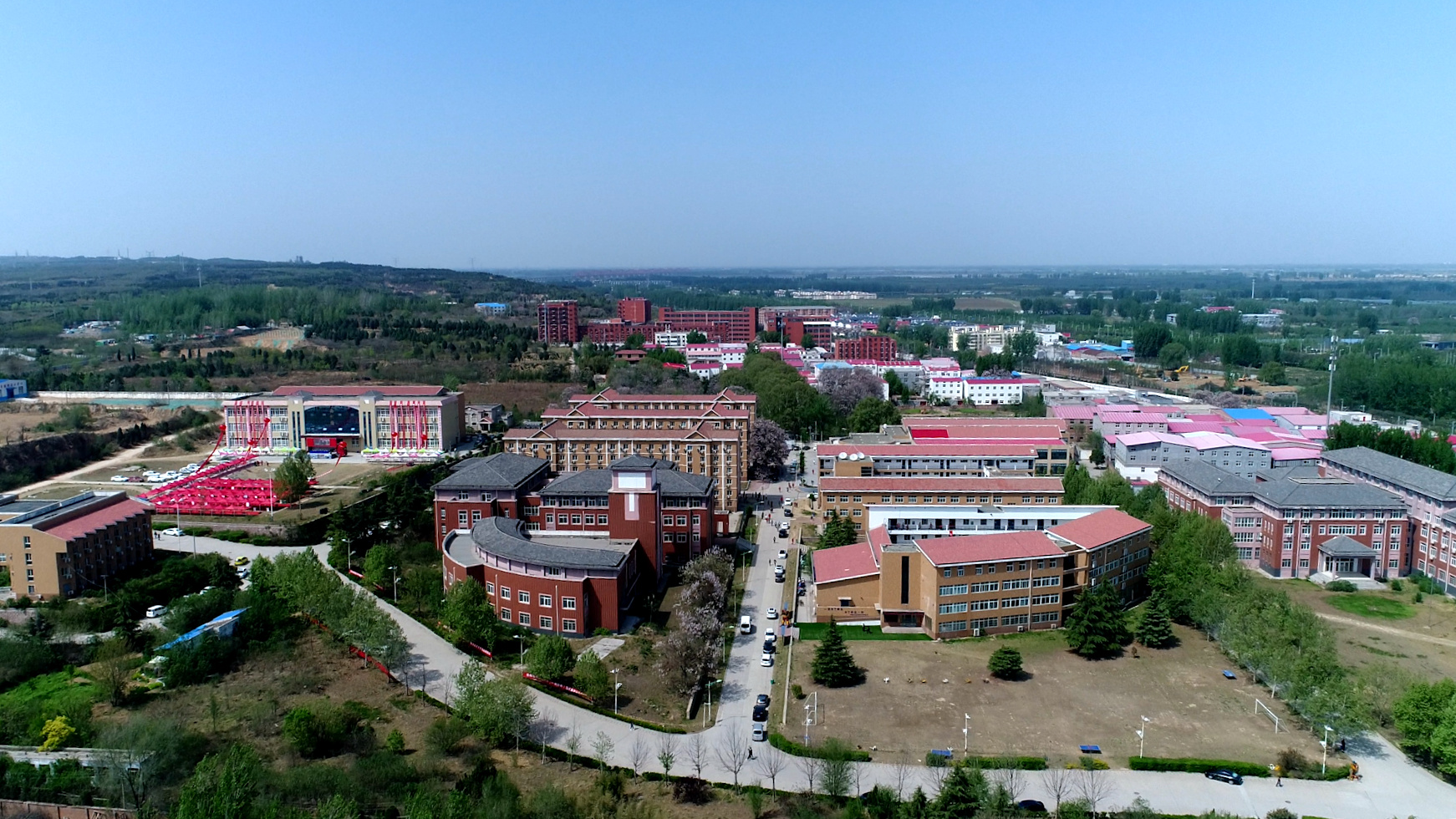 初中生选什么专业前景好,初中生学什么专业好,郑州北方学校-4